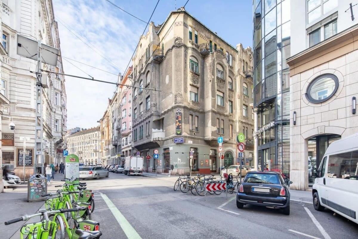 Extra Central Mini Studio - Lively Neighborhood Budapest Exterior foto